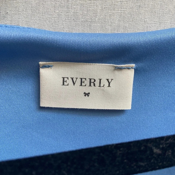 Everly Peek a boo  shoulder rolling cat dress Sz S - Picture 6 of 9